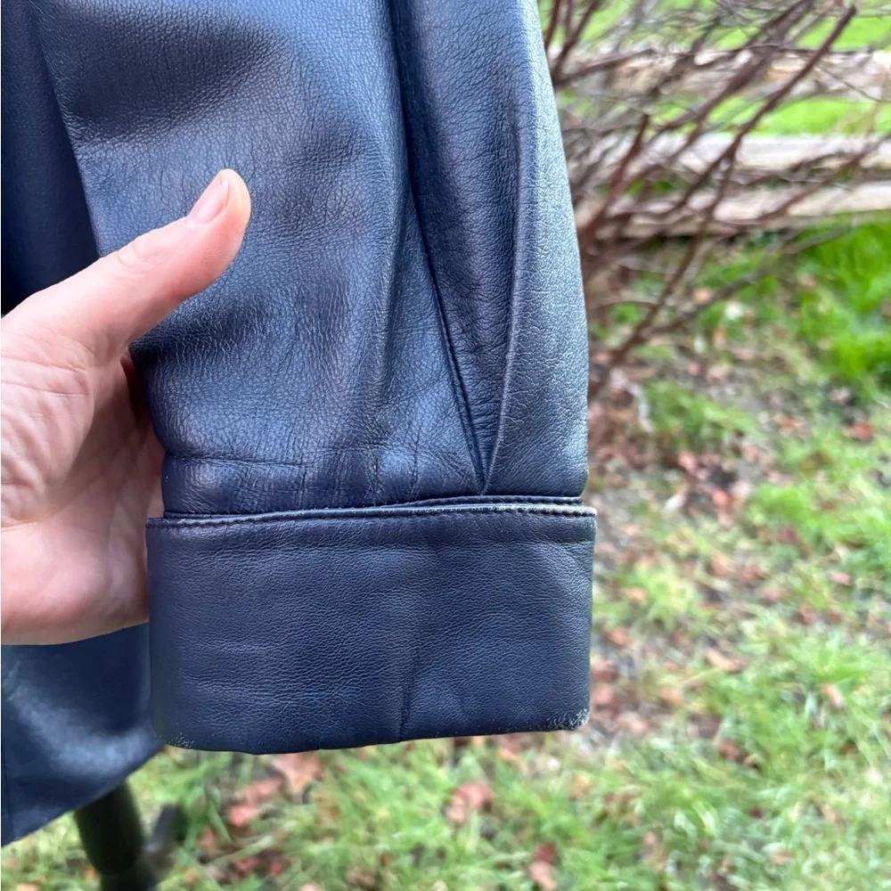 Vintage Mary Laurens genuine leather blazer in a rich deep blue tone. Sz M - Picture 6 of 11